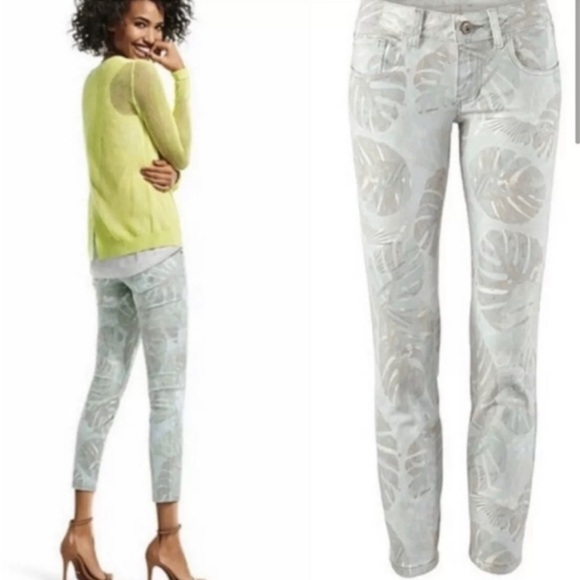 CAbi Paradise Palm Leaf Cropped Jean - Picture 1 of 5
